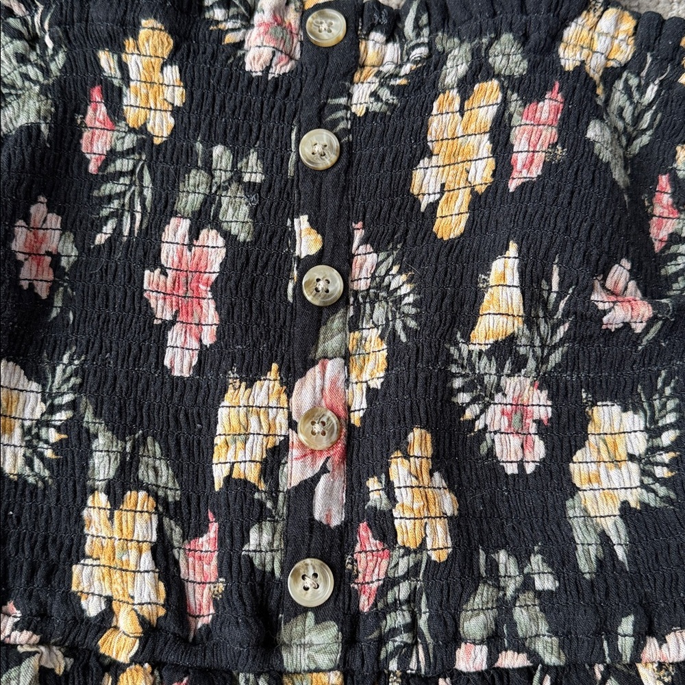 Hollister Black Floral Romper Smocked Bodice Summer One-Piece Junior Size XS - Picture 9 of 12